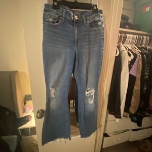 EDGELY Distressed Blue Jeans